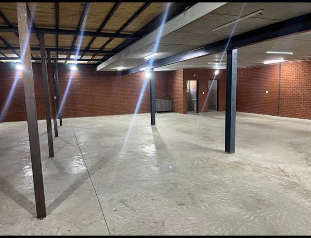 577M² WAREHOUSE TO LET IN ORMONDE