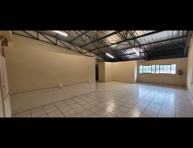 218M² WAREHOUSE TO LET IN NELSPRUIT INDUSTRIAL
