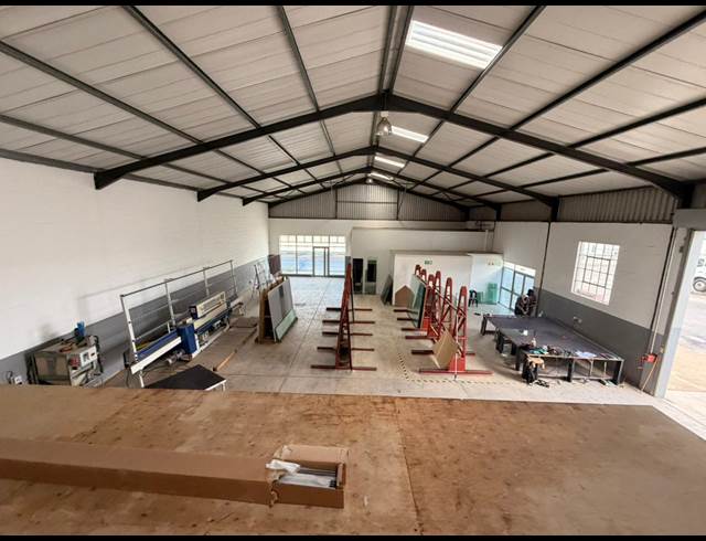 460M² WAREHOUSE TO LET IN MALMESBURY INDUSTRIA