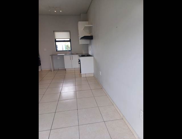 1 BEDROOM APARTMENT TO LET IN BALLITO CENTRAL