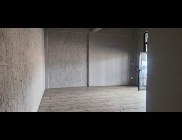 125M² RETAIL TO LET IN SELBY