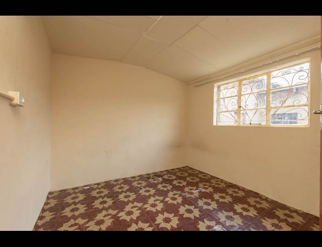 2 bed property to rent in MEADOWLANDS EAST ZONE 2