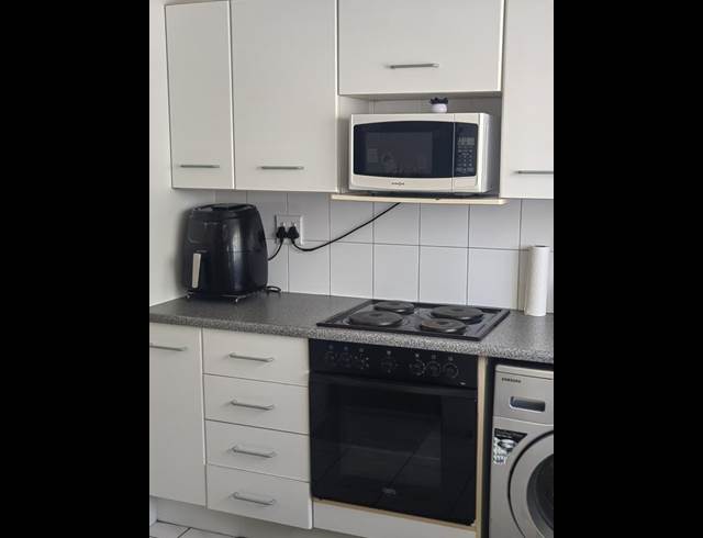 2 BEDROOM PROPERTY TO RENT IN SUNNINGHILL