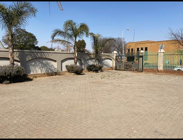 123M² RETAIL TO LET IN ISANDO