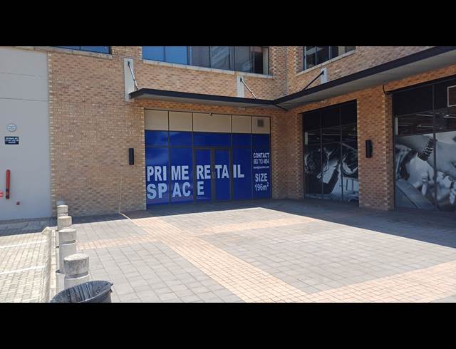 196M² RETAIL TO LET IN RIVERSIDE PARK
