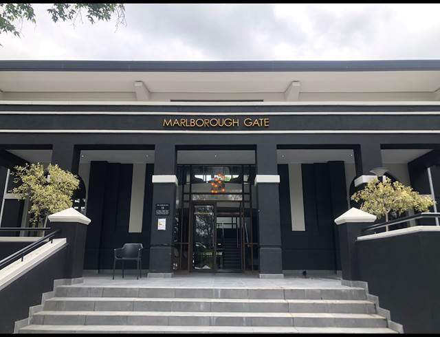 448M² OFFICE TO LET IN HYDE PARK