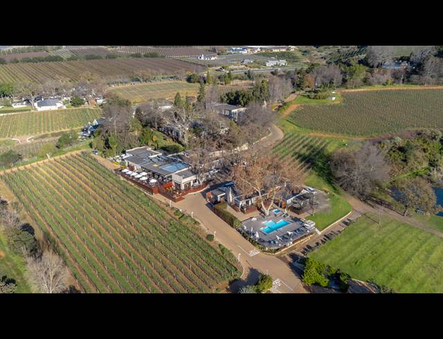 1 BEDROOM APARTMENT TO LET IN STELLENBOSCH FARMS