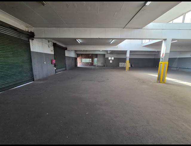 650M² WAREHOUSE TO LET IN WADEVILLE