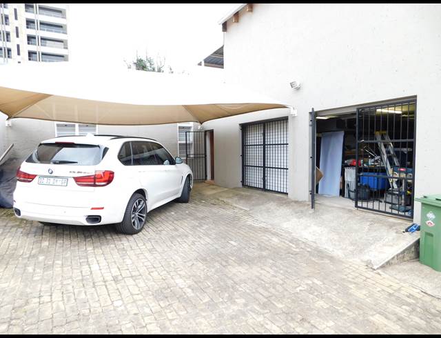 640M² WORKSHOP TO LET IN KENSINGTON B