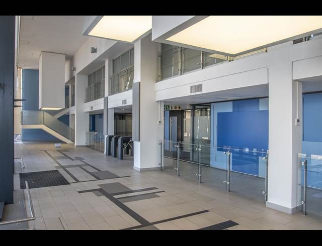 10,744M² OFFICE TO LET IN RANDJESPARK