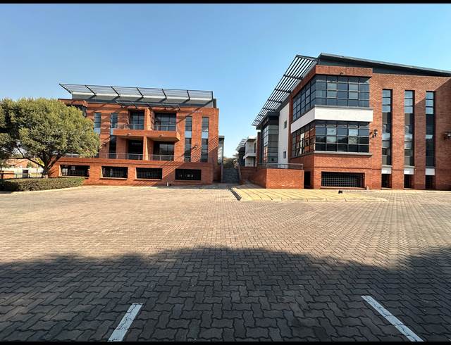 230.80M² OFFICE TO LET IN HIGHVELD TECHNOPARK