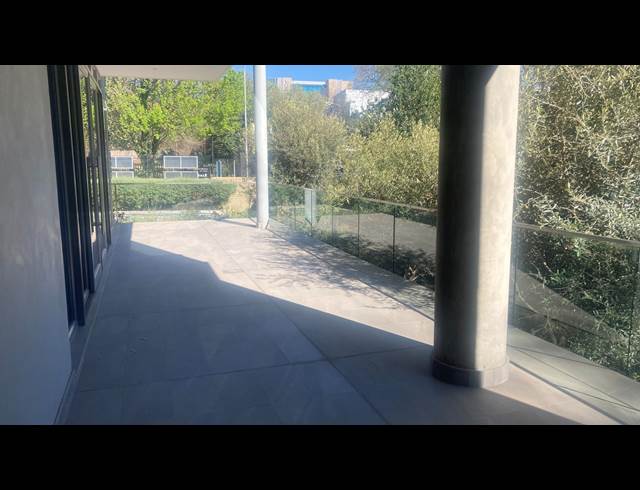 600M² OFFICE TO LET IN MELROSE ESTATE