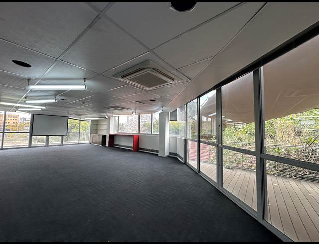 418.80M² OFFICE TO LET IN CENTURION CENTRAL