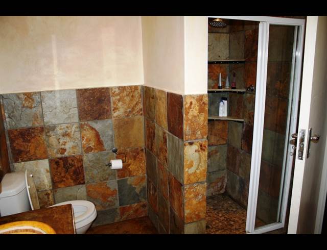 3 bed property to rent in NORTHCLIFF