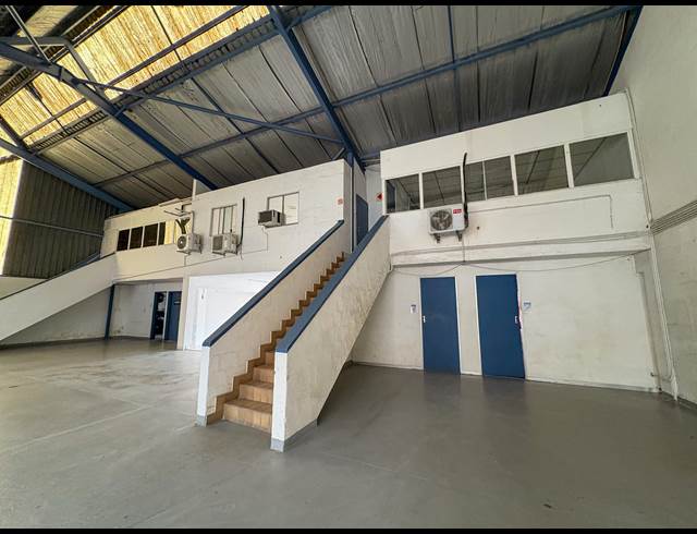 414M² WAREHOUSE TO LET IN WESTMEAD