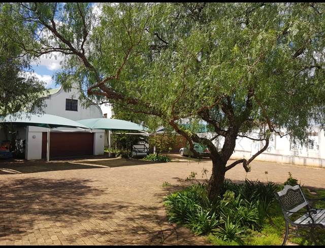 1 bed property to rent in KHAYA SANDS