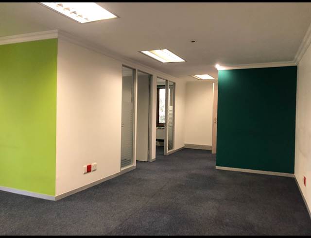 180M² OFFICE TO LET IN SANDTON CENTRAL