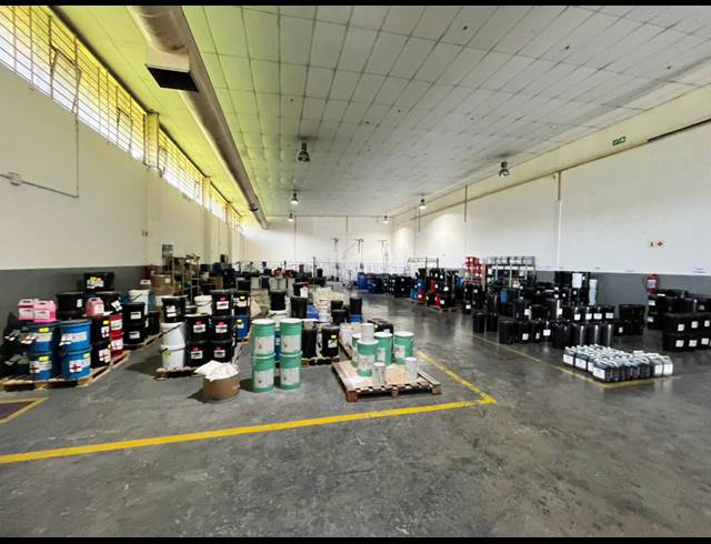 681M² WAREHOUSE RENTED IN EPPING INDUSTRIAL