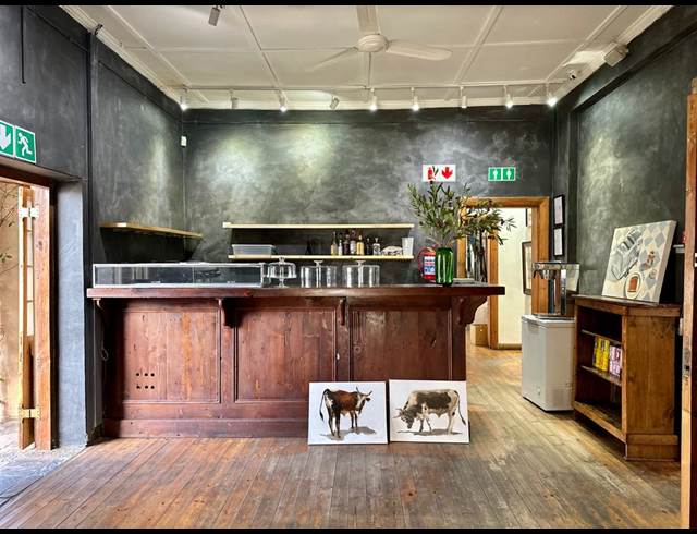 622M² BUSINESS TO LET IN AUDAS ESTATE