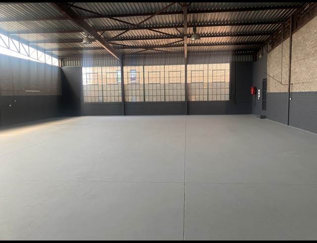 362M² WAREHOUSE TO LET IN HALFWAY HOUSE