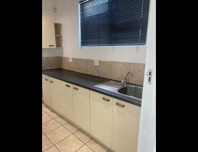 40M² BUSINESS TO LET IN NDABENI