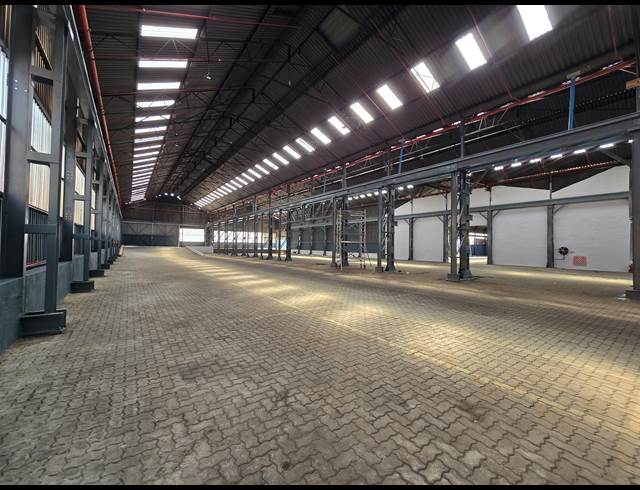 4,751M² WAREHOUSE TO LET IN TUNNEY