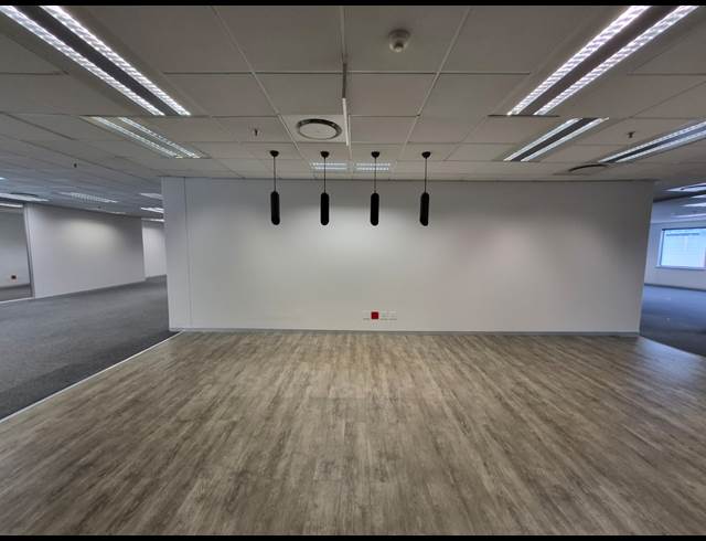 712M² OFFICE TO LET IN ROSEBANK