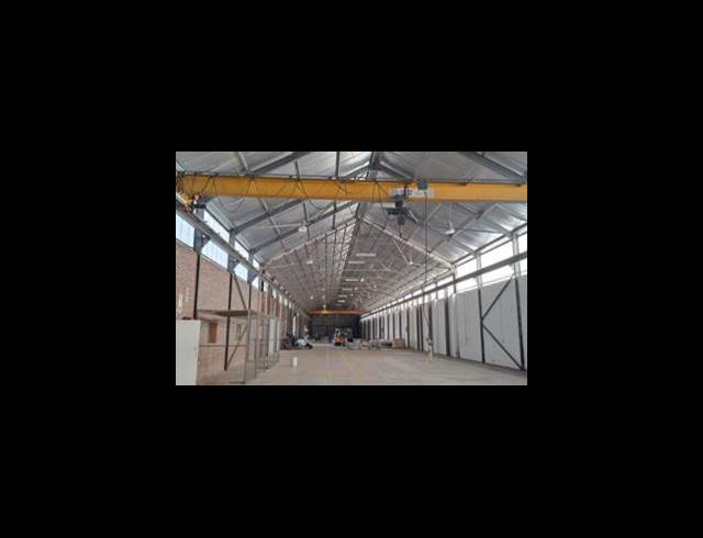 2,100M² WAREHOUSE TO LET IN EPPING INDUSTRIAL