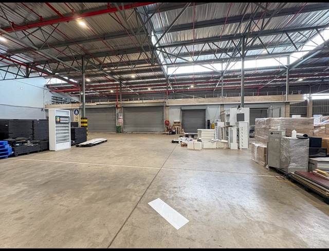6,000M² WAREHOUSE TO LET IN RIVERHORSE VALLEY