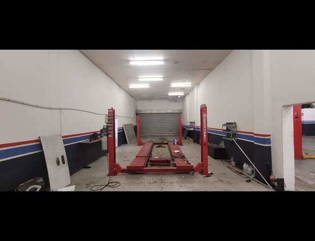 475M² WAREHOUSE TO LET IN NELSPRUIT CENTRAL