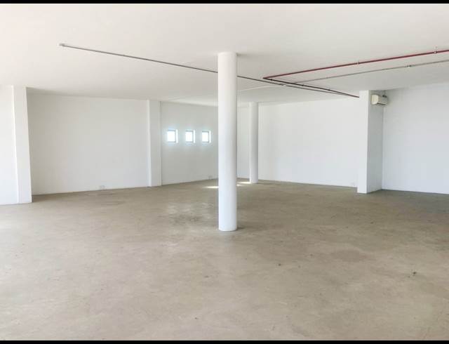 1,233M² WAREHOUSE TO LET IN LINBRO PARK
