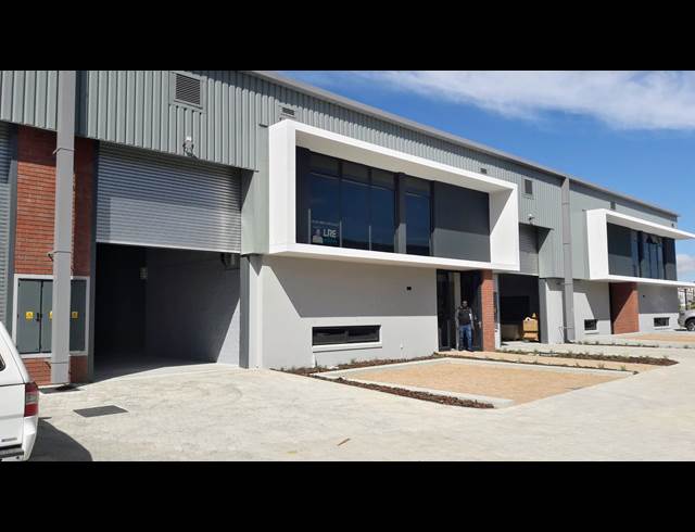 332M² WAREHOUSE TO LET IN KRAAIFONTEIN INDUSTRIA