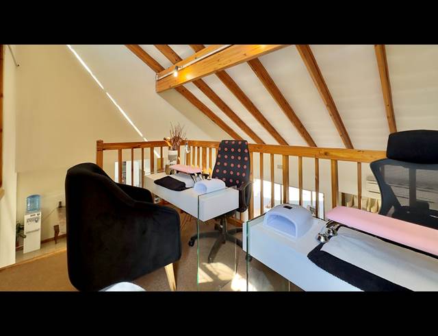 4 BEDROOM HOUSE TO LET IN PARKMORE