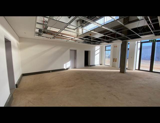 495M² WAREHOUSE TO LET IN HIGHVELD