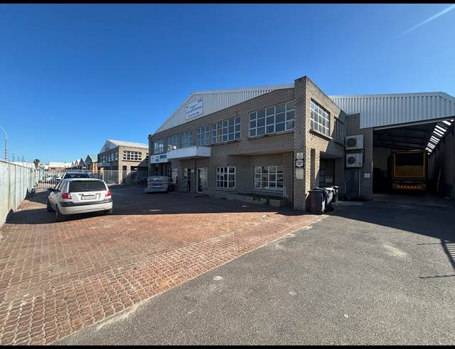 1,163M² WAREHOUSE TO LET IN PAROW INDUSTRIAL