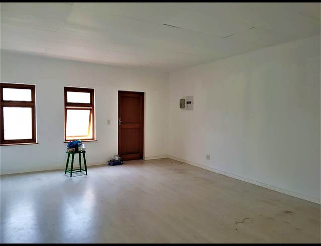 OFFICE PROPERTY TO RENT IN BEACH ESTATE