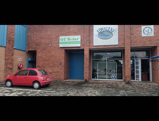 125M² RETAIL TO LET IN RIVERSIDE INDUSTRIAL PARK