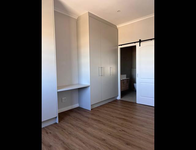 3 BEDROOM APARTMENT TO LET IN SANDOWN