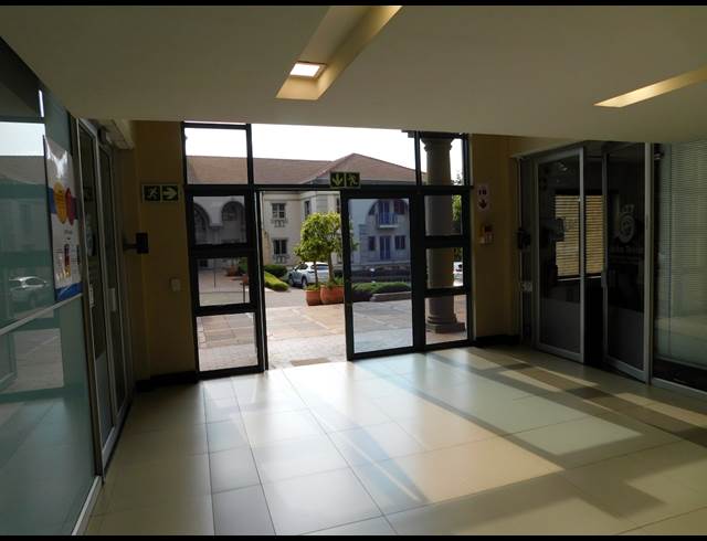 191M² OFFICE TO LET IN HYDE PARK