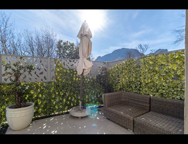 0.5 BEDROOM APARTMENT TO LET IN STELLENBOSCH FARMS