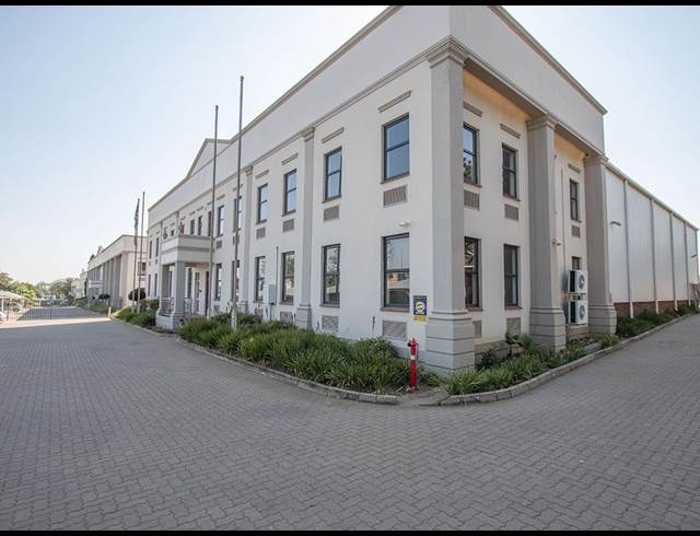 1,569M² OFFICE TO LET IN RANDJESPARK