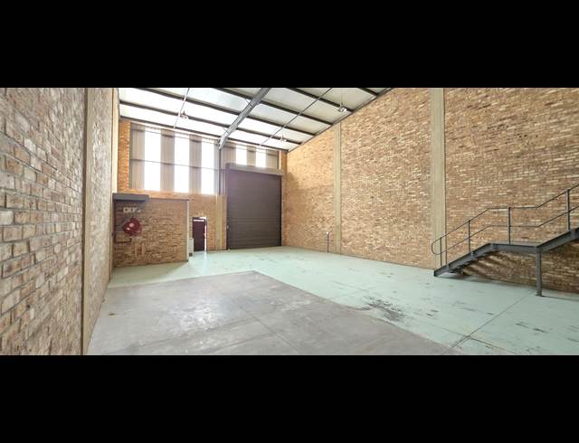 517M² WAREHOUSE TO LET IN NORTH RIDING