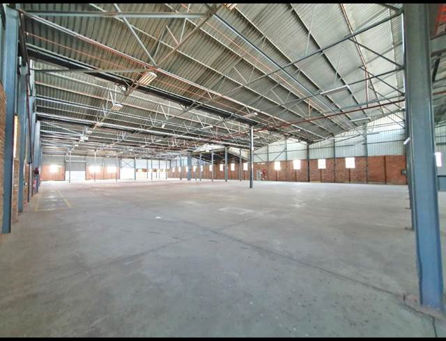 2,565M² WAREHOUSE TO LET IN ISANDO