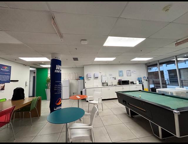 1,523M² OFFICE TO LET IN SOMERSET PARK
