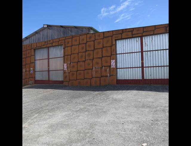 762M² WAREHOUSE TO LET IN UMHLALI