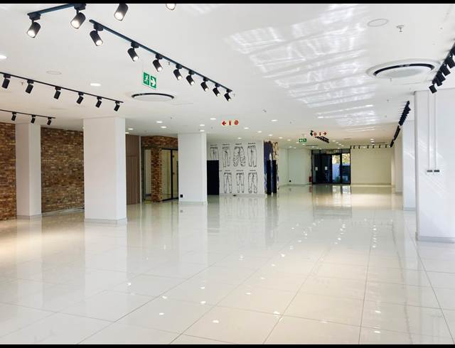 660M² RETAIL TO LET IN ILLOVO