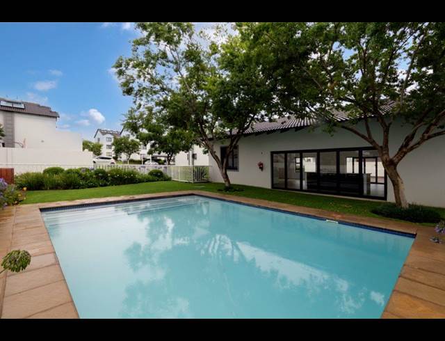 2 BEDROOM APARTMENT TO LET IN KENGIES