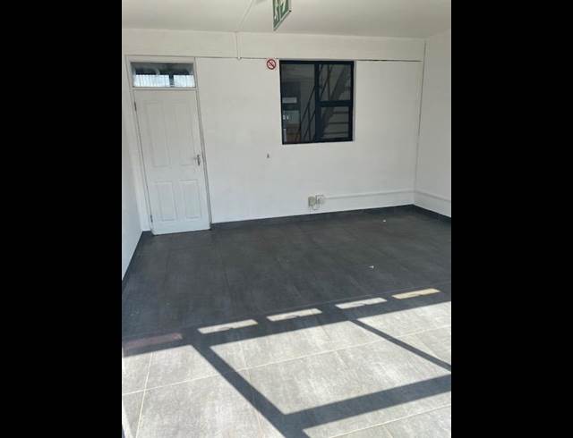 230M² MINI FACTORY TO LET IN WETTON