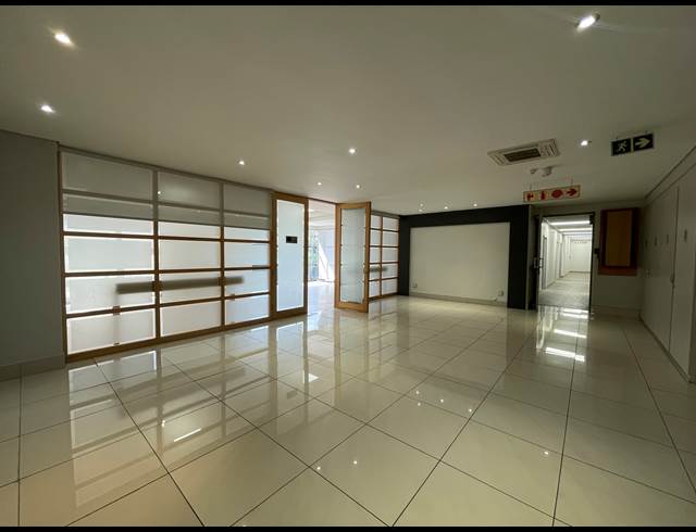 897M² OFFICE TO LET IN SANDTON CENTRAL
