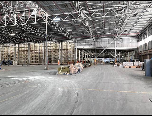 52,400M² WAREHOUSE TO LET IN ELANDSFONTEIN